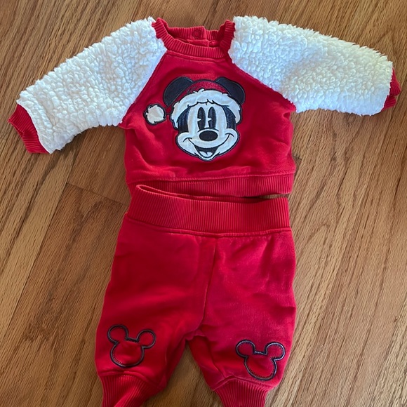 Mickey Christmas Baby Sweatsuit Outfit EUC - Picture 1 of 5